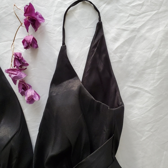 BOGO FASHION NOVA Black cocktail dress deep plunge - Picture 7 of 13